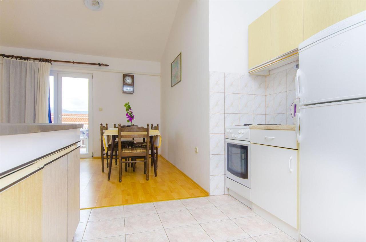 Apartments Milka Слатине Экстерьер фото