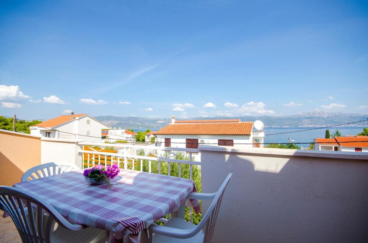 Apartments Milka Слатине Экстерьер фото