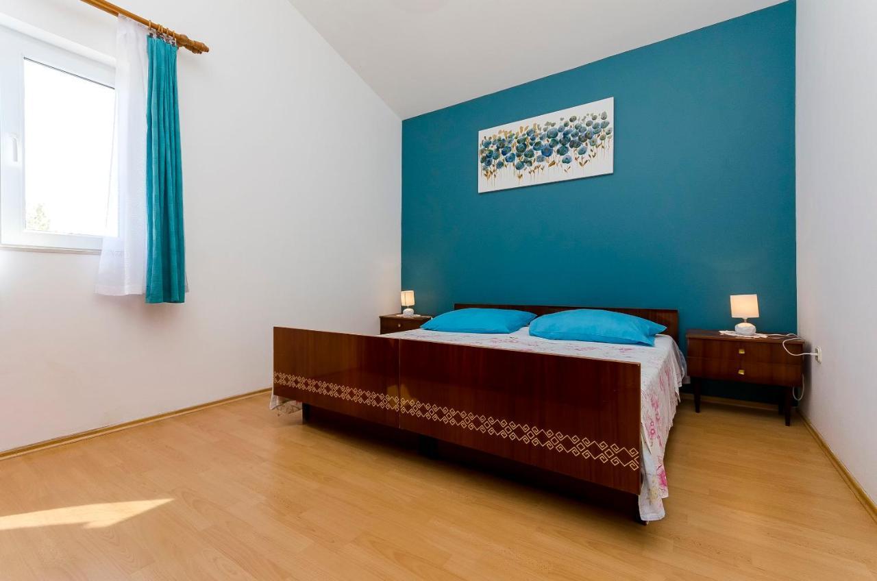 Apartments Milka Слатине Экстерьер фото